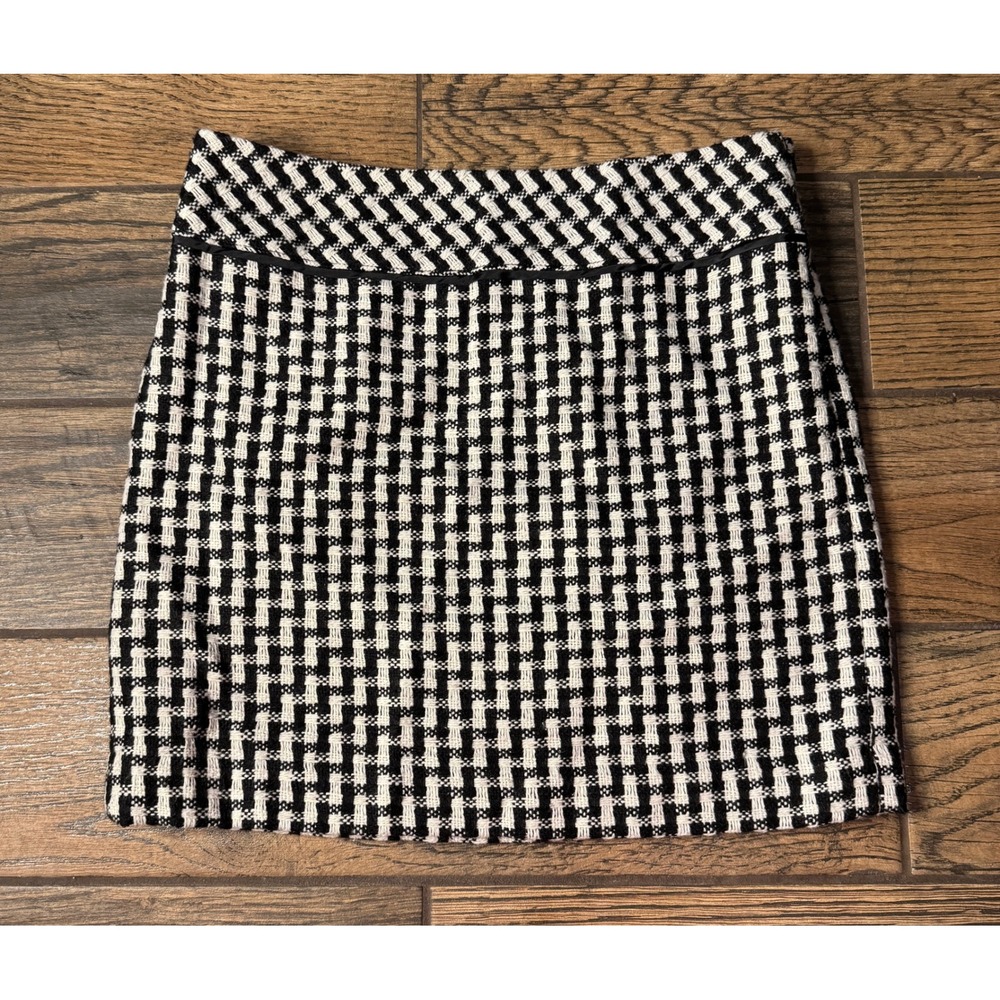 LOFT Women's Size 6‎ Black White Houndstooth Textured Mini Skirt Lined NWT